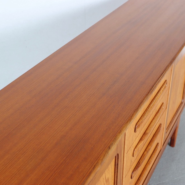 ジープランサイドボード