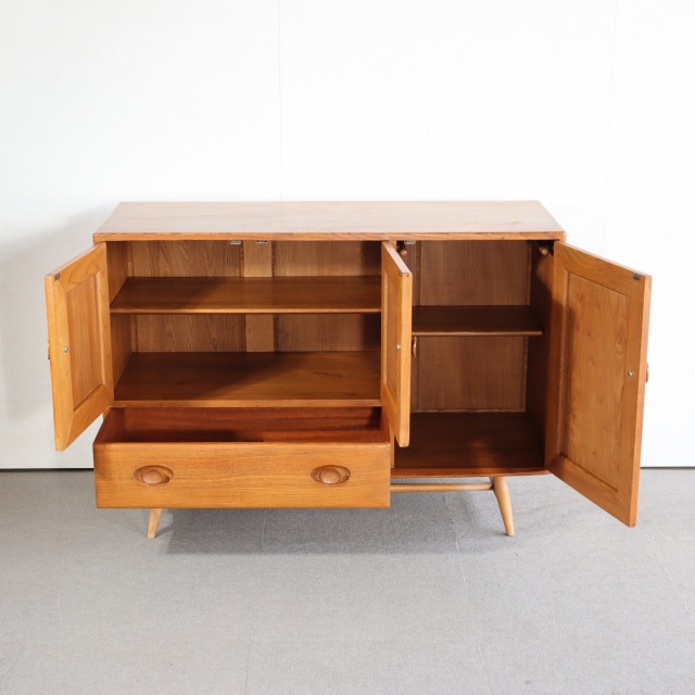 アーコールErcolのサイドボード