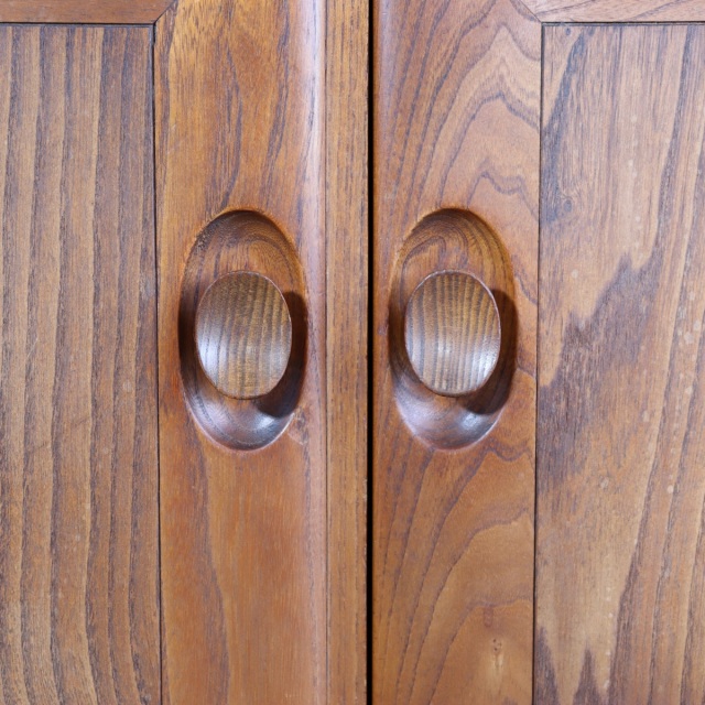 アーコールErcolのサイドボード