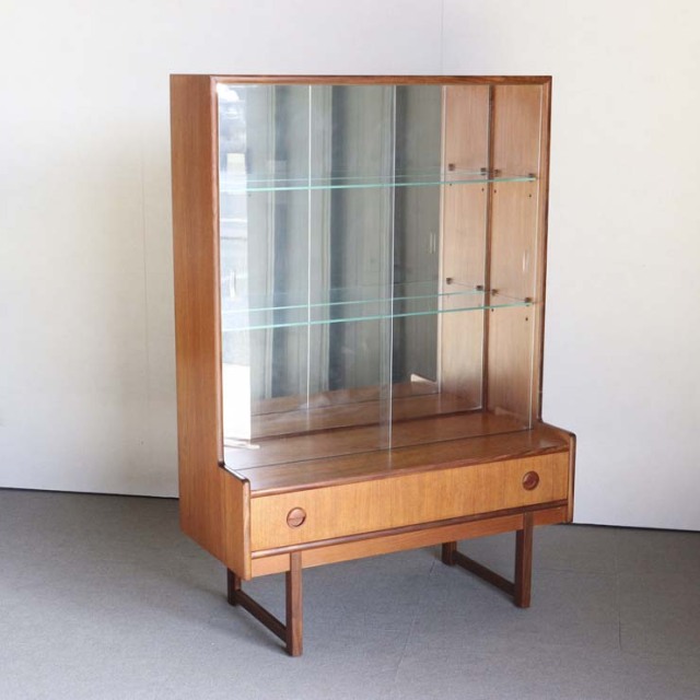 酒豪職人。ターニッジTURNIDGEのキャビネット