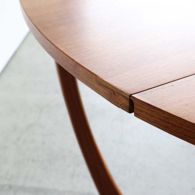 折りたたみ可能なヴィンテージの円形ダイニングテーブル、24058