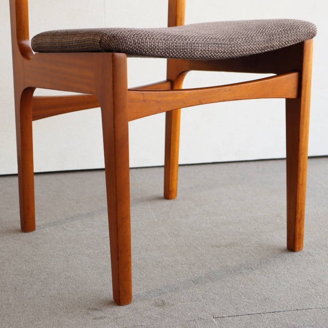 ヴィンテージ ダイニングチェア 座面張替済