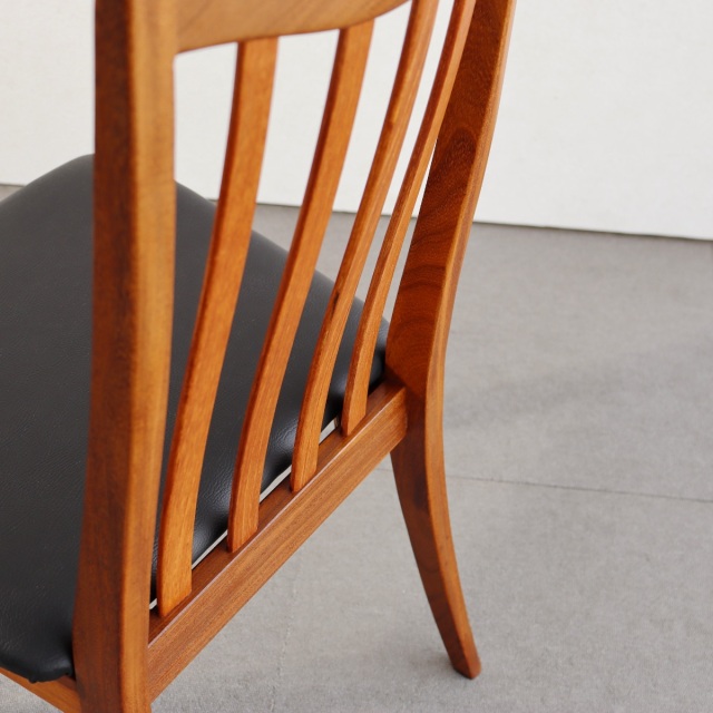 ジープランG-PLANのチェア