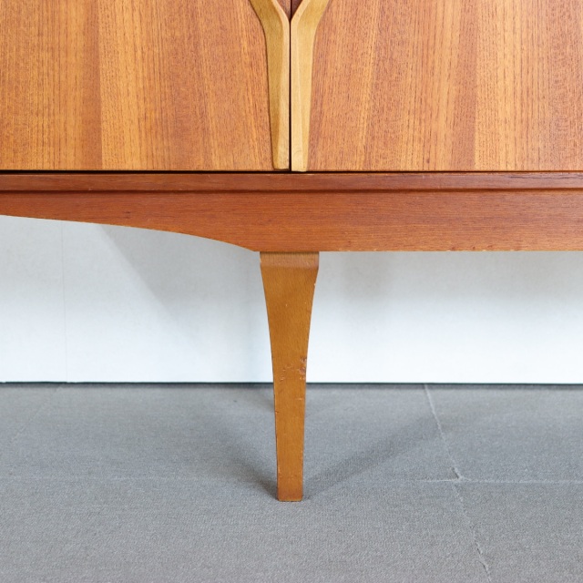 北欧ヴィンテージ チーク STONEHILL/ストーンヒル サイドボード キキ