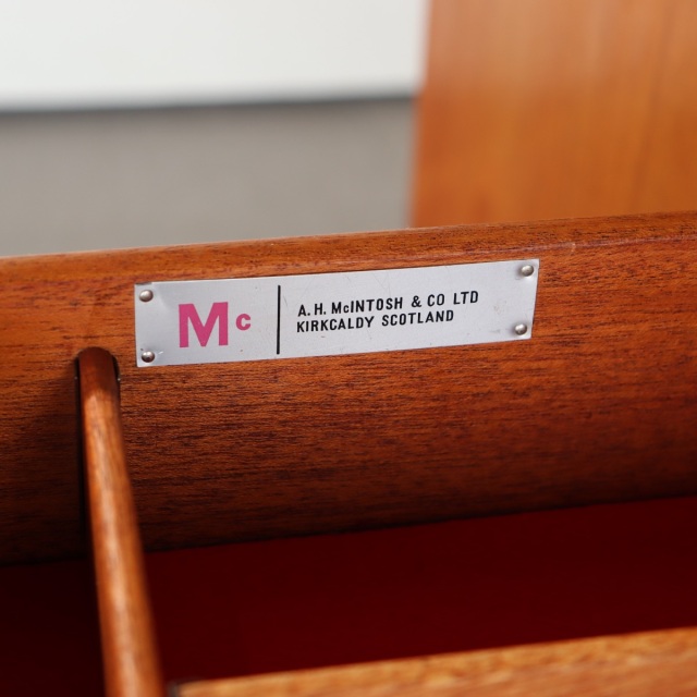 マッキントッシュMacintoshのサイドボード