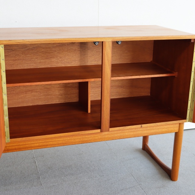 マッキントッシュMacintoshのサイドボード