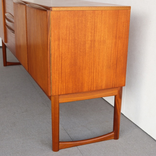 マッキントッシュMacintoshのサイドボード