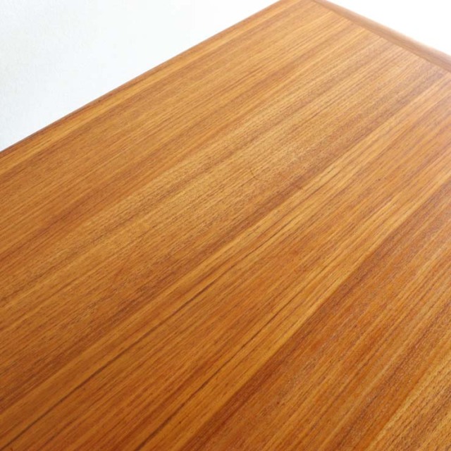 木製のヴィンテージコーヒーテーブル　24010