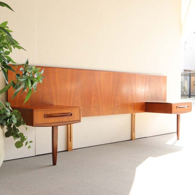 イギリス ビンテージ 家具 G-PLAN ベッドヘッド ベッドボード 6044e 24時間？働けませんよ。当たり前でしょ。 ジープランG-PLANのダブル