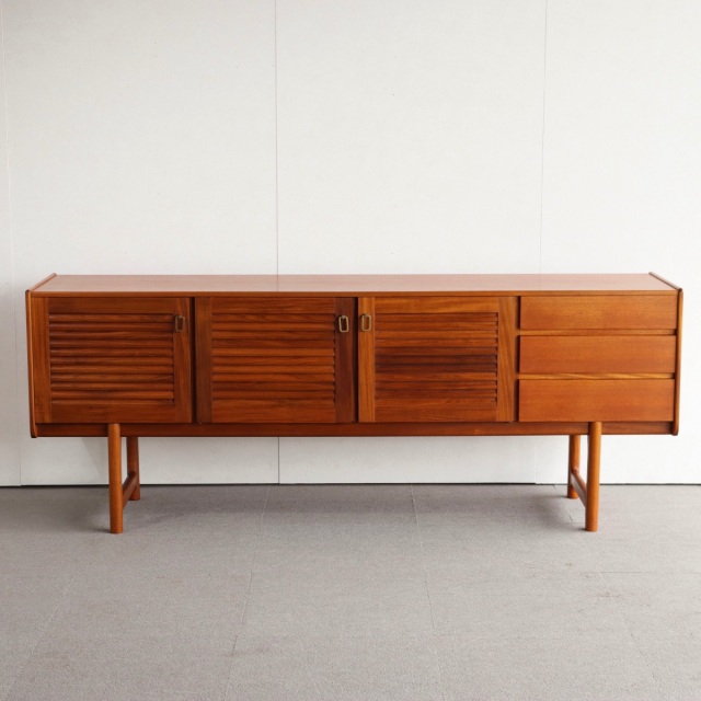 マッキントッシュMacintoshのサイドボード