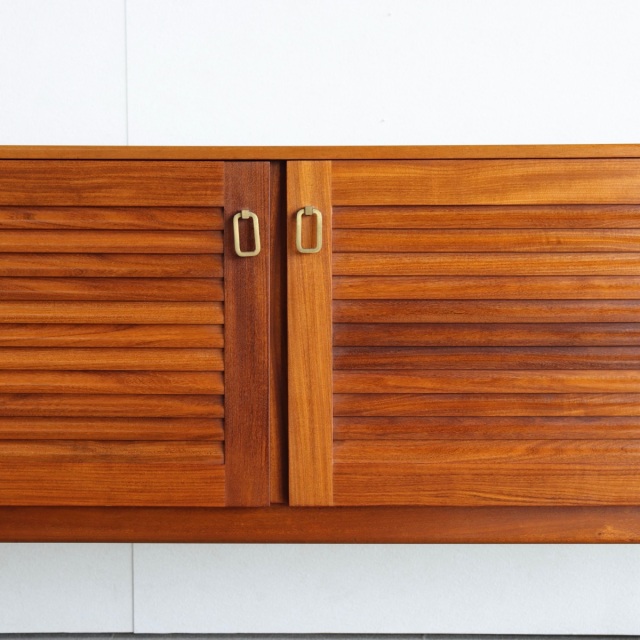 マッキントッシュMacintoshのサイドボード