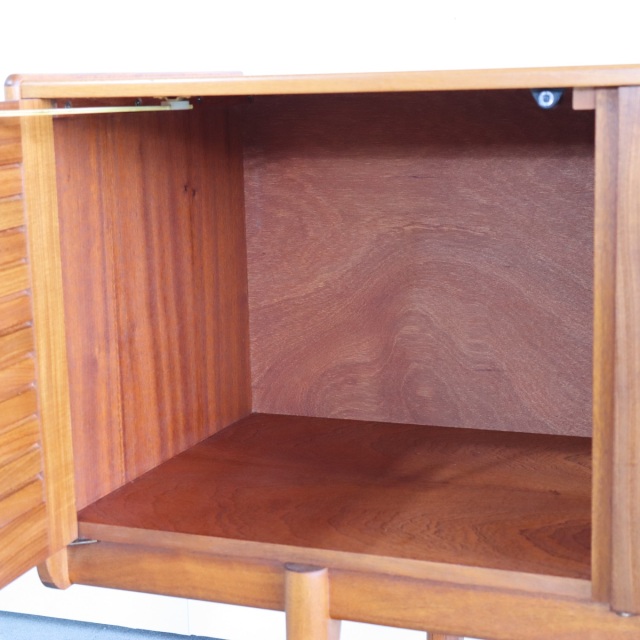 マッキントッシュMacintoshのサイドボード