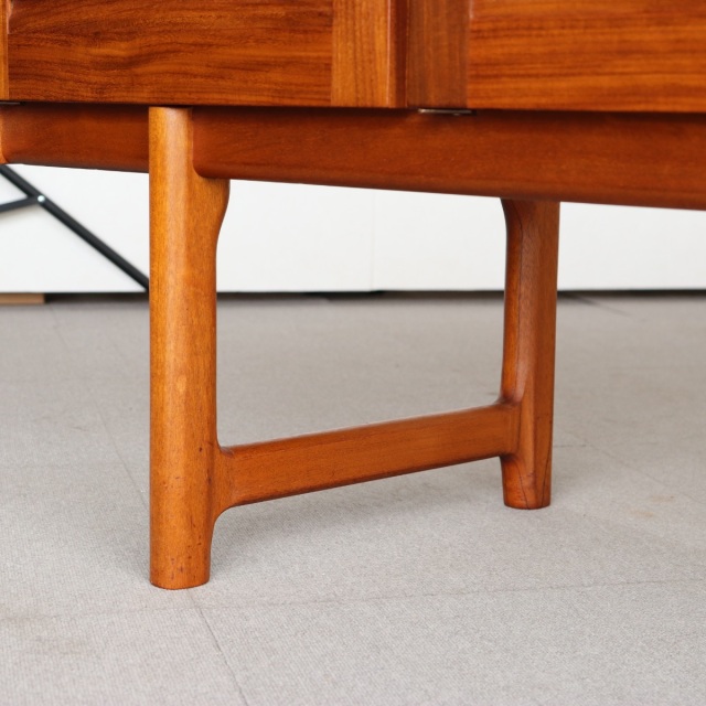 マッキントッシュMacintoshのサイドボード