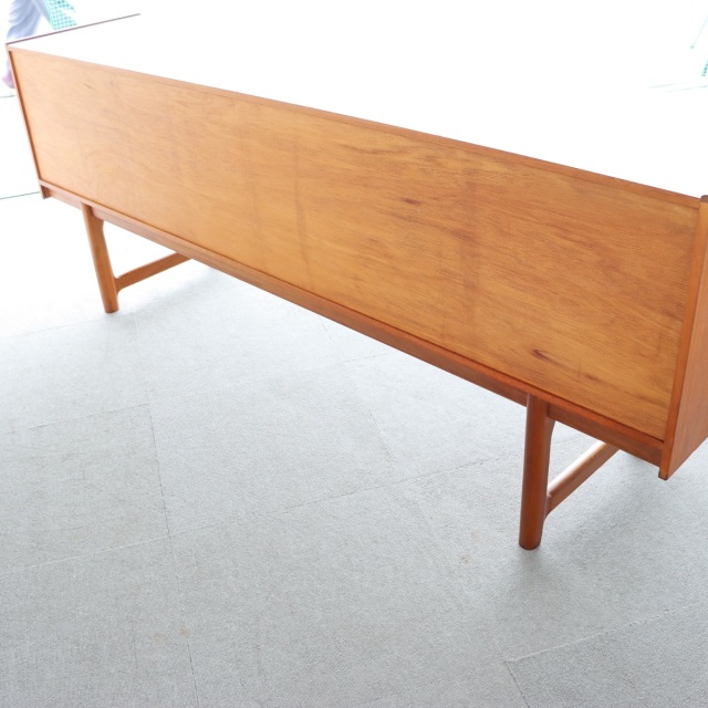 マッキントッシュMacintoshのサイドボード