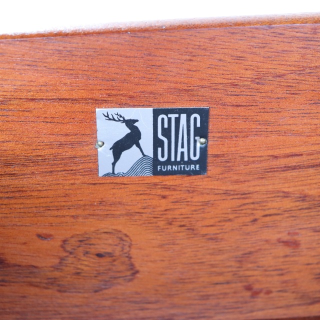 スタッグSTAGのドレッシングテーブル