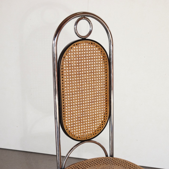 トーネットのクロムチェア