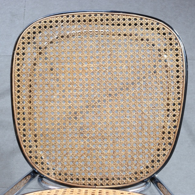 トーネットのクロムチェア