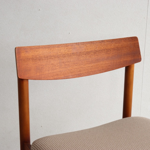 英国ヴィンテージのチーク材のチェア