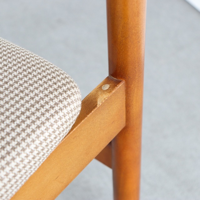 英国ヴィンテージのチーク材のチェア