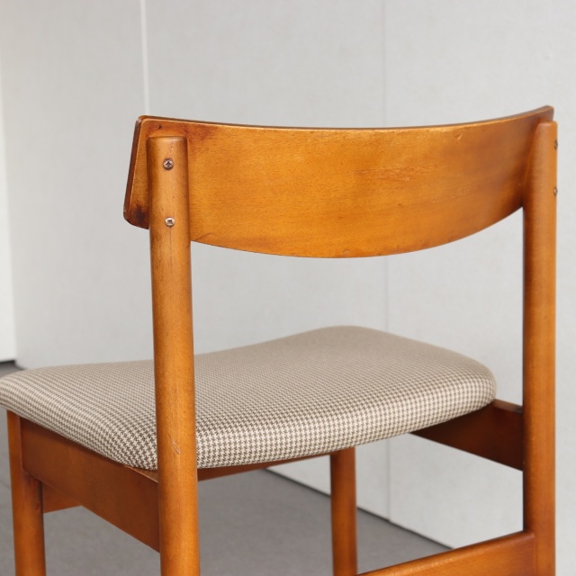 英国ヴィンテージのチーク材のチェア