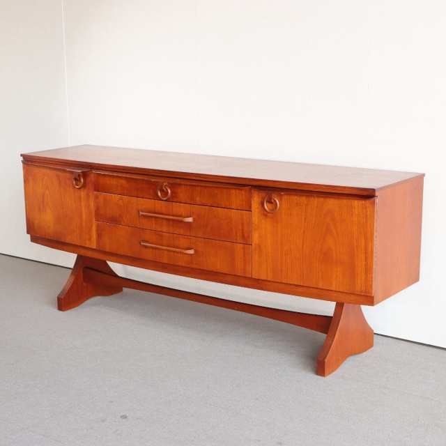 ビューチリティBEAUTILITYのサイドボード