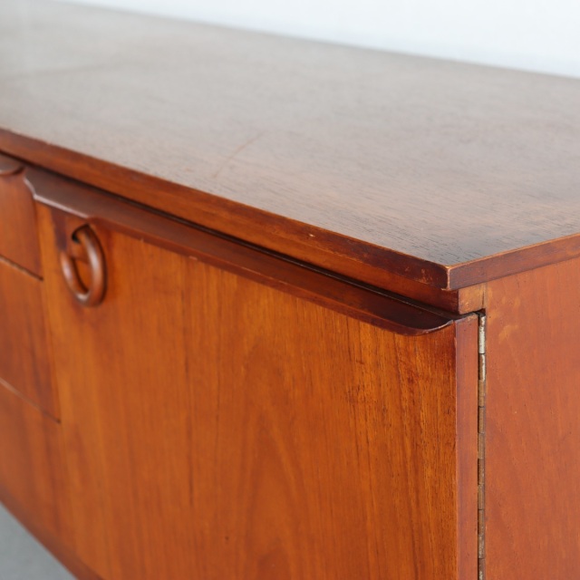 ビューチリティBEAUTILITYのサイドボード