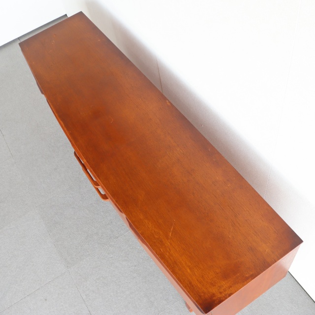 ビューチリティBEAUTILITYのサイドボード