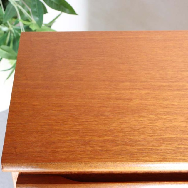 木製のヴィンテージビュロー、上部は上から開く扉、下部は両開きの扉、24118