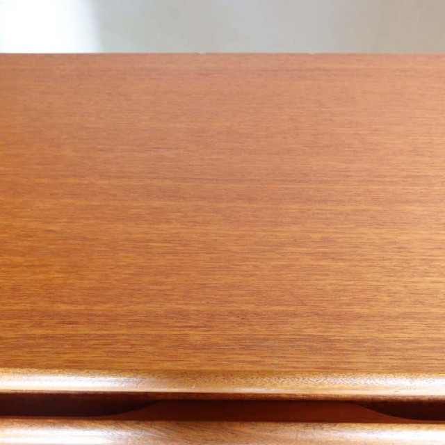 木製のヴィンテージビュロー、上部は上から開く扉、下部は両開きの扉、24118