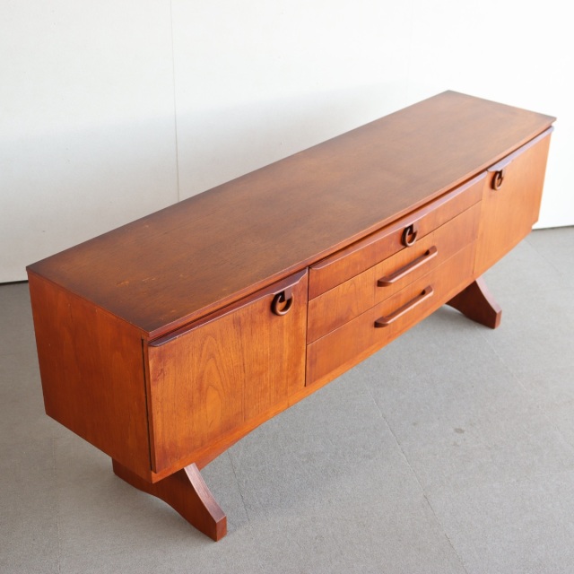 ビューチリティBEAUTILITYのサイドボード