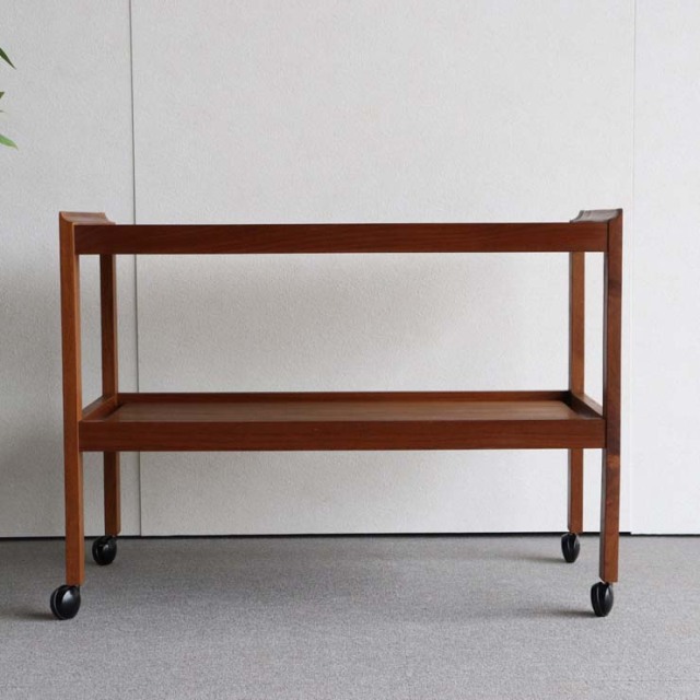 木製のキャスター付きのワゴン、24146