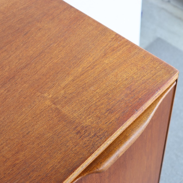 マッキントッシュMacintoshのサイドボード