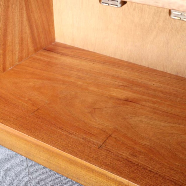 ネイサンNATHANのキャビネット