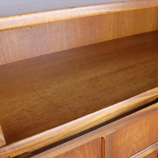 ネイサンNATHANのキャビネット