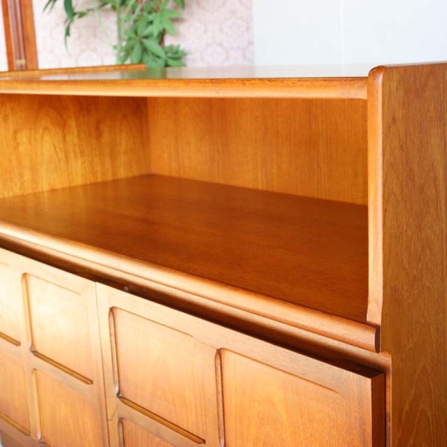 ネイサンNATHANのキャビネット