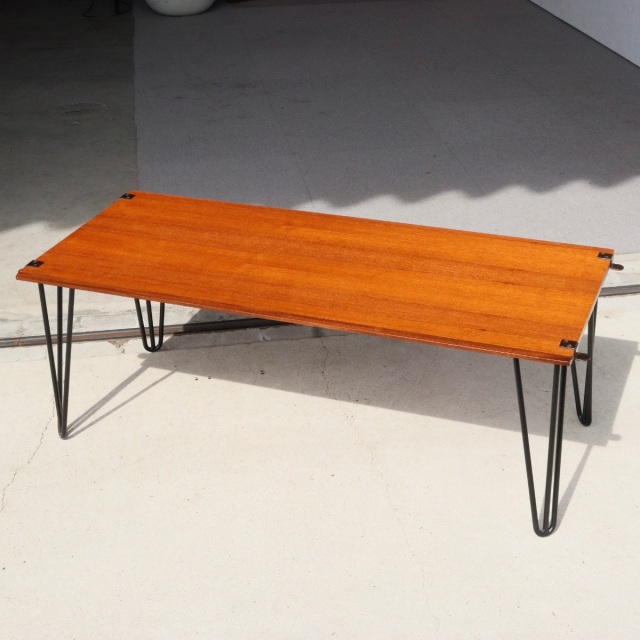 ジープランG-PLAN　Ib Koford-Larsenのリメイクデスク