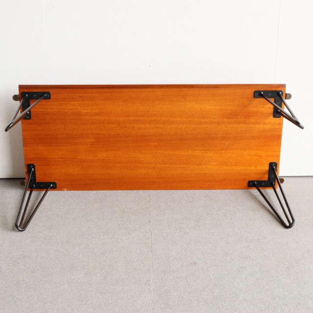 ジープランG-PLAN　Ib Koford-Larsenのリメイクデスク