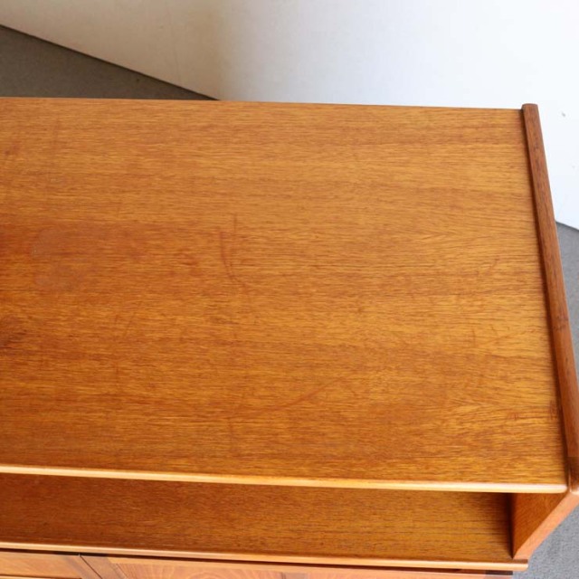 ネイサンNATHANのキャビネット