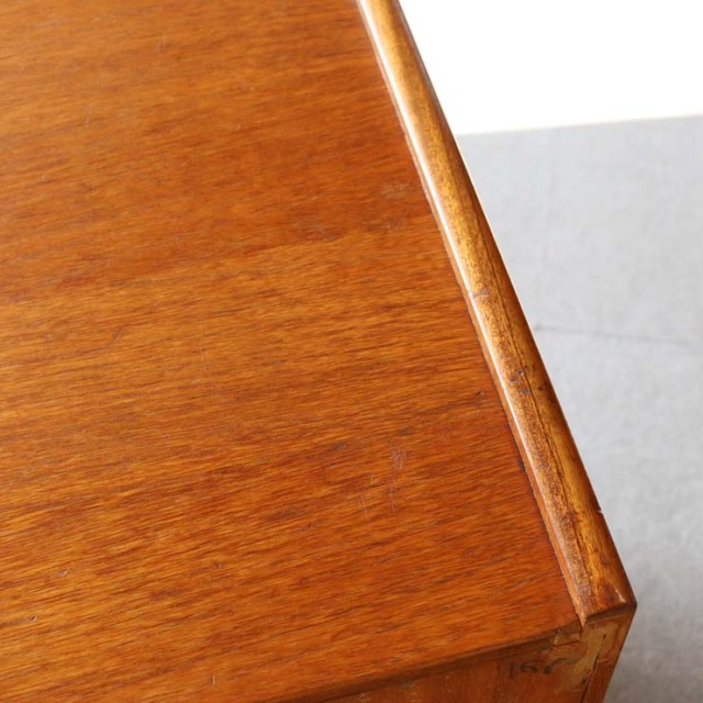 ネイサンNATHANのキャビネット