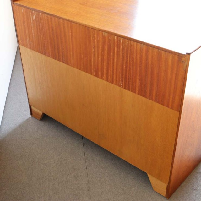 ネイサンNATHANのキャビネット