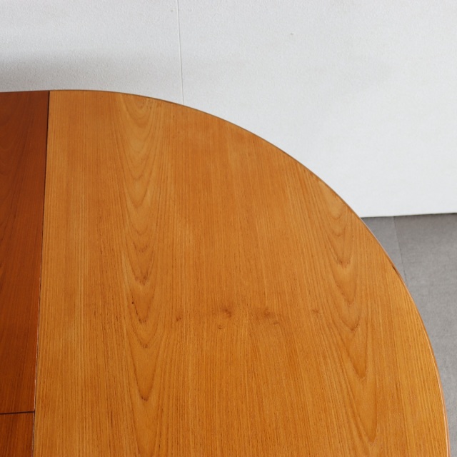 Meredew(メレデュー) / ラウンドダイニングテーブル (401) Meredew(メレデュー) / ラウンドダイニングテーブル (401)