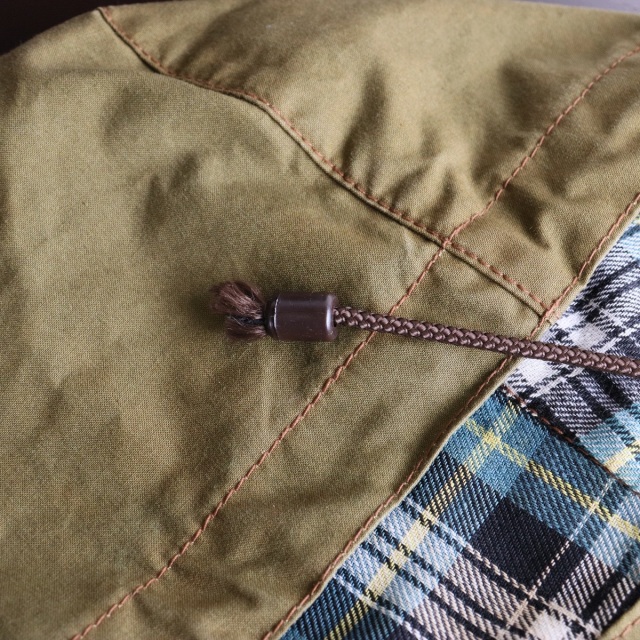 バブアーBarbourのフード