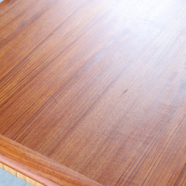 カート・ウストヴィKurt Ostervigのコーヒーテーブル