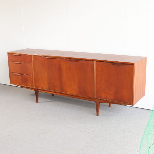 マッキントッシュMacintoshのサイドボード