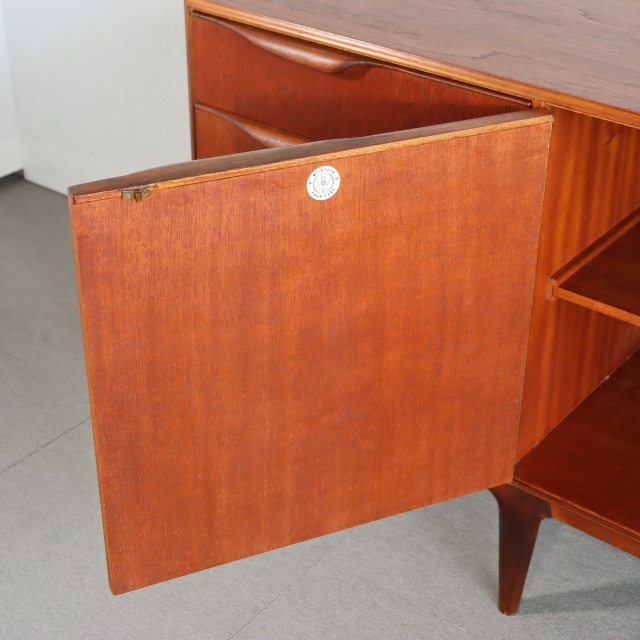 マッキントッシュMacintoshのサイドボード