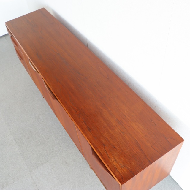 マッキントッシュMacintoshのサイドボード