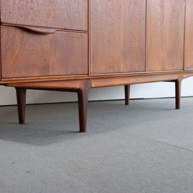 マッキントッシュMacintoshのサイドボード