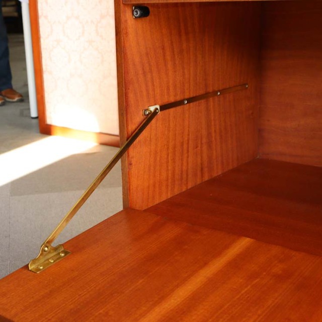 じゅわ～っと沁みます。 Macintoshマッキントッシュ製キャビネット