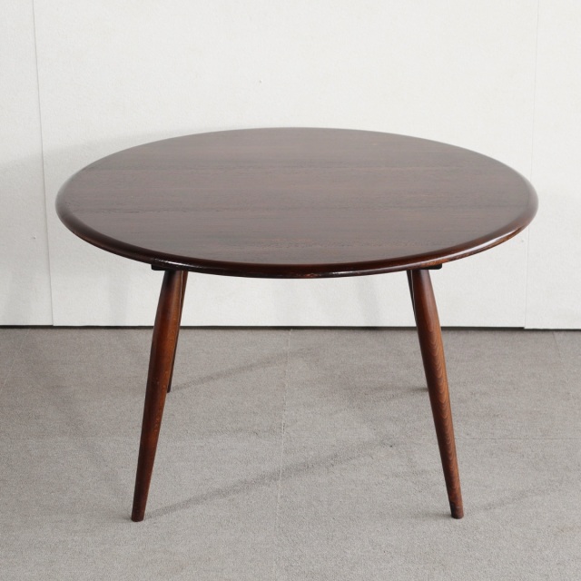 アーコールERCOLのコーヒーテーブル