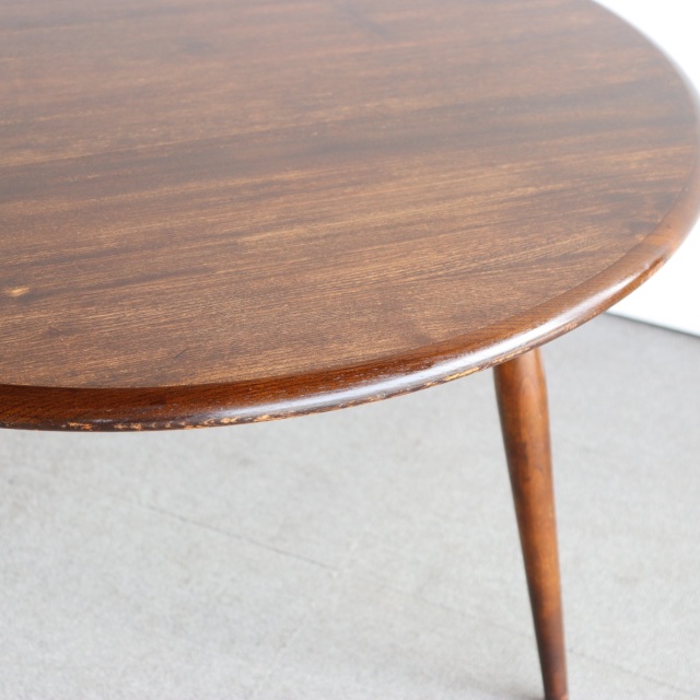 アーコールERCOLのコーヒーテーブル